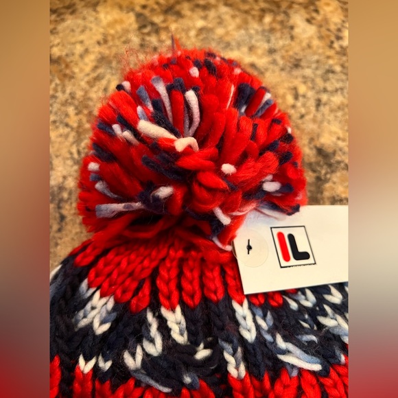Fila Pom Pom Beanie - Picture 2 of 5